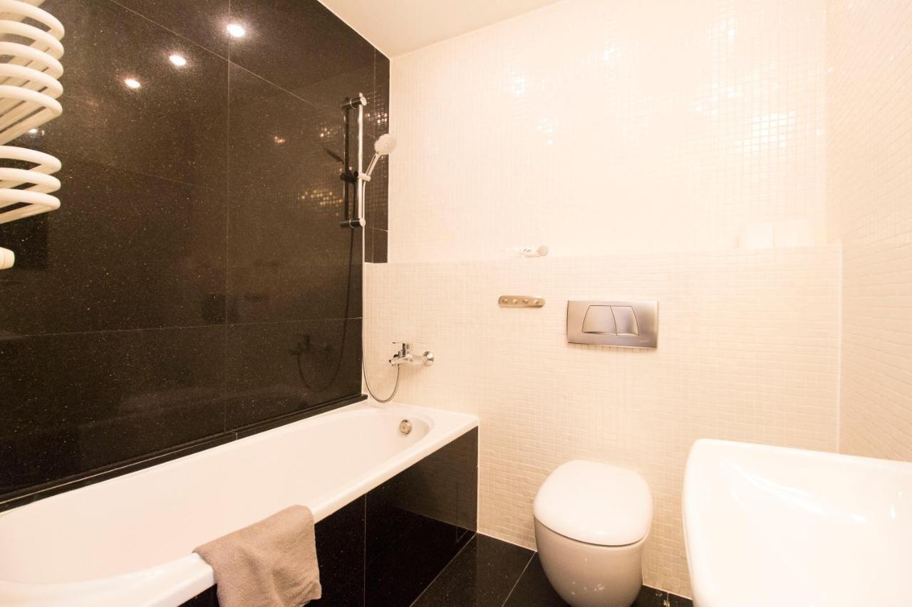 Lucky Apartments - Wita Stwosza 15 Old Town Вроцлав Екстер'єр фото