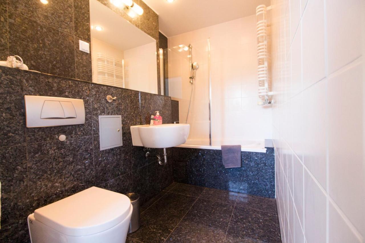 Lucky Apartments - Wita Stwosza 15 Old Town Вроцлав Екстер'єр фото